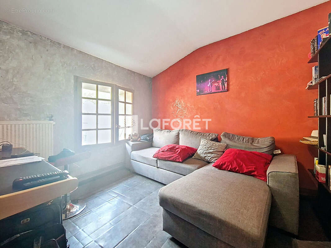 Maison à SAINT-ZACHARIE