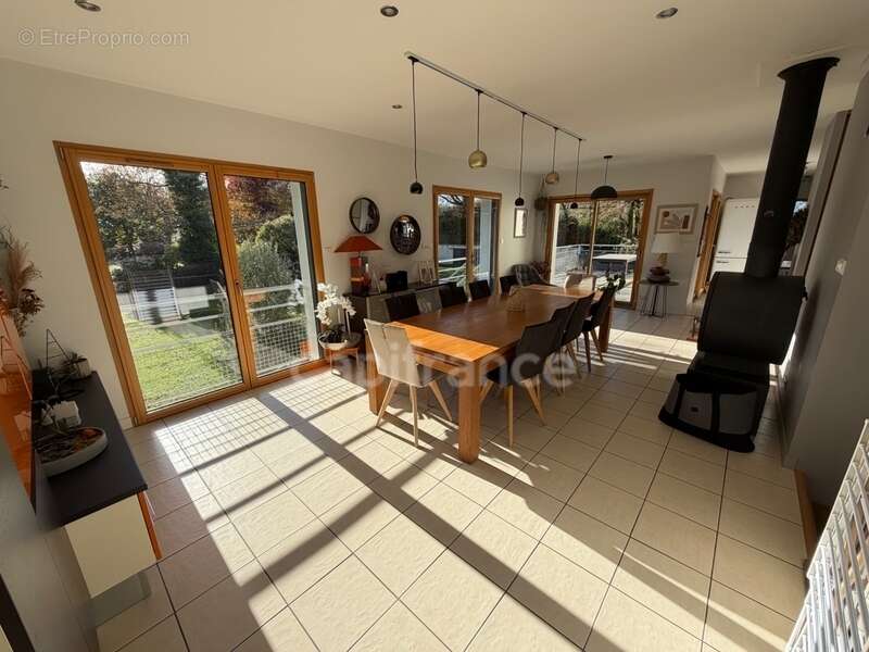 Maison à CARHAIX-PLOUGUER