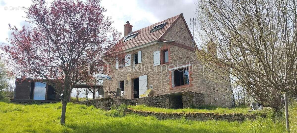 Maison à MAINSAT