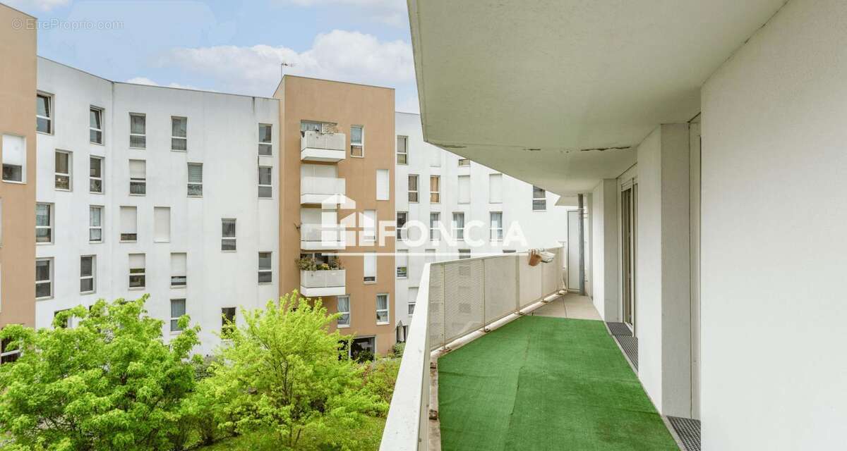 Appartement à BAGNEUX