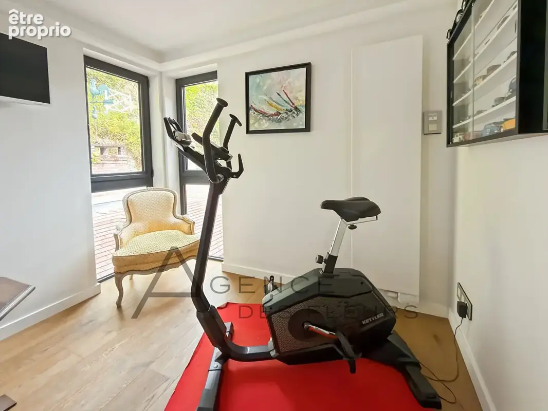 Maison Freneuse 231 m2 - photo 12