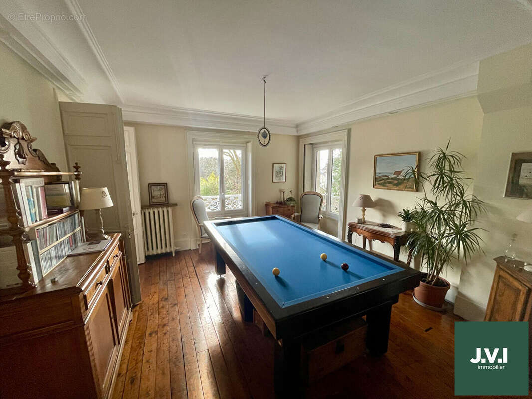 Maison à MONTMORENCY