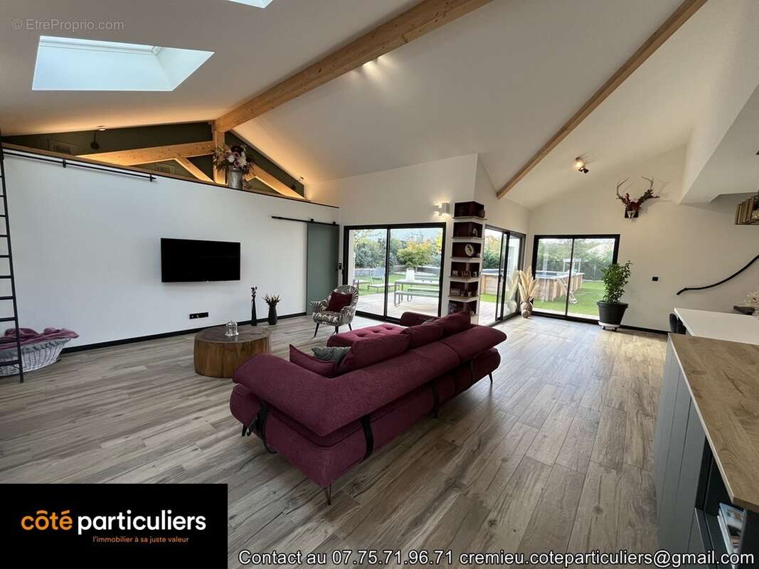 Commerce à CHAVANOZ