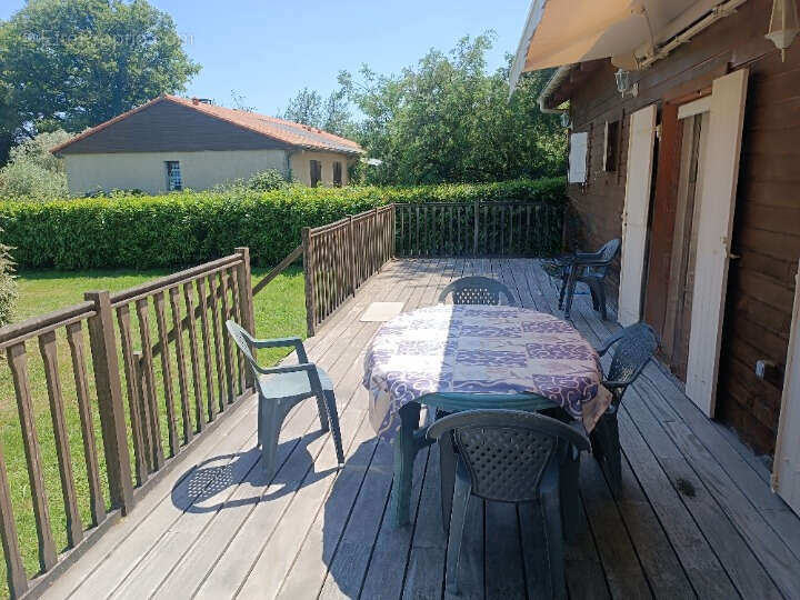 Maison à BLANZAC