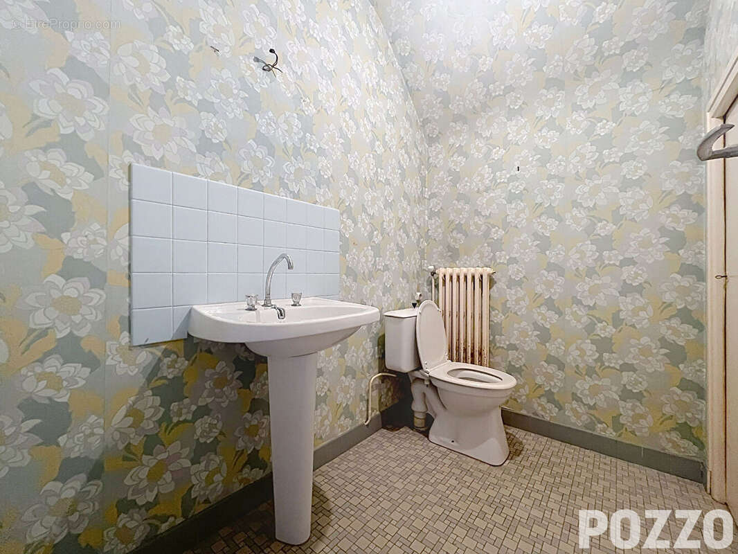 MAISON - 7 pièces - 5 chambres - 127 m² - jardin - 507 m² - sous-sol  - Saint-Lo - photo 10