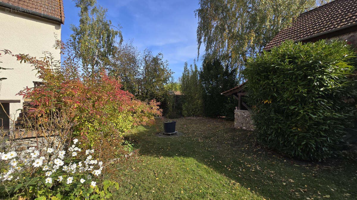 Maison à PECQUEUSE