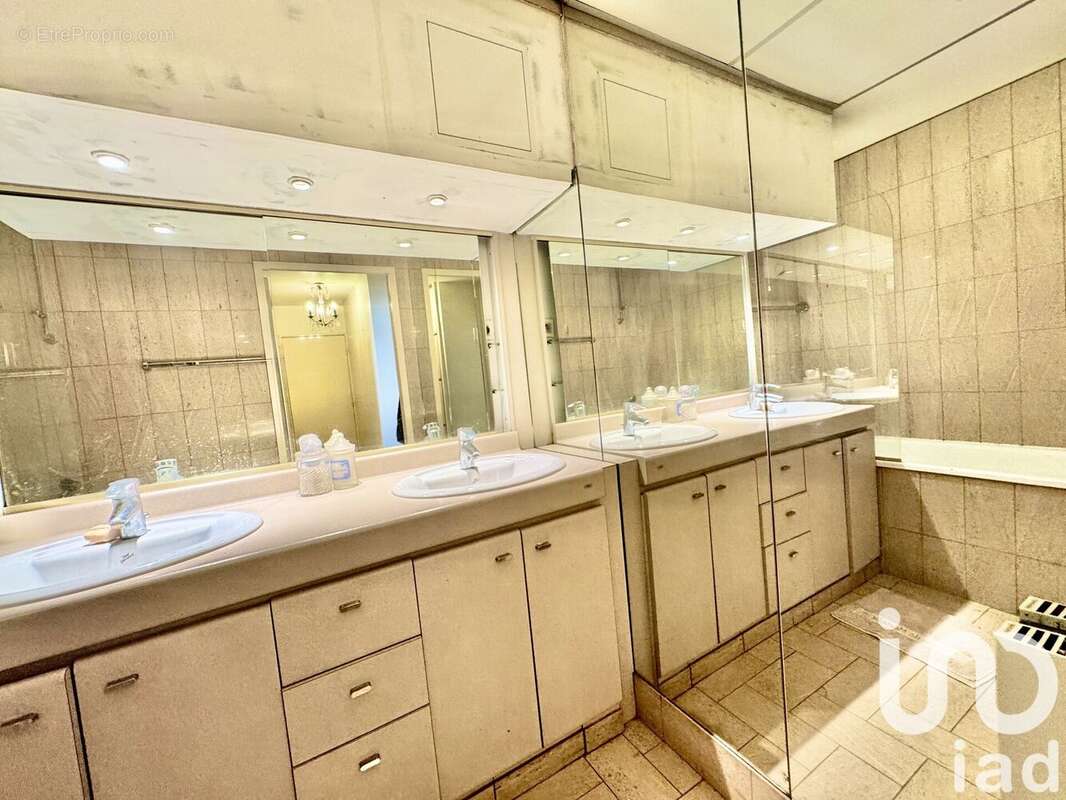 Photo 8 - Appartement à SEVRES