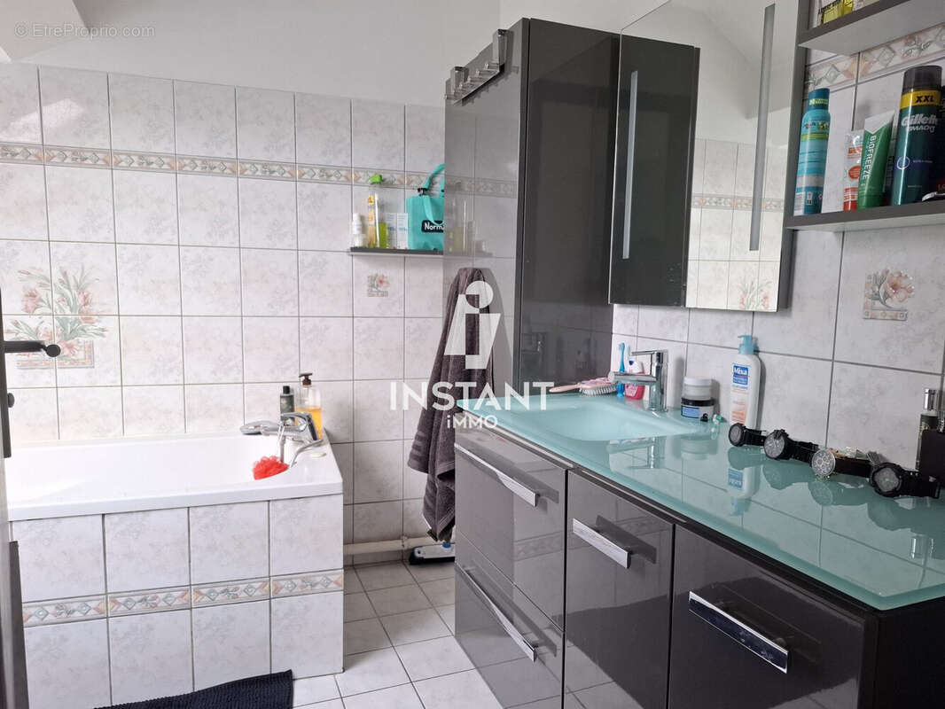 Maison à VILLECRESNES