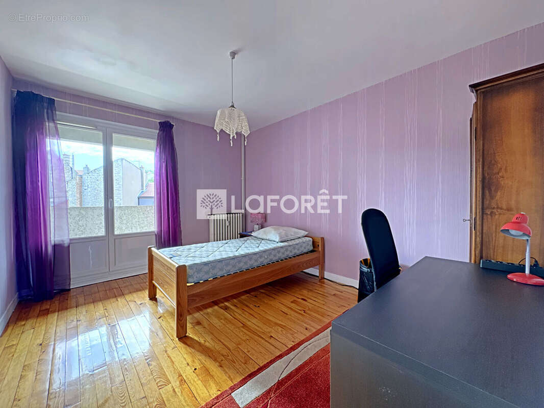 Appartement à SAINT-ETIENNE