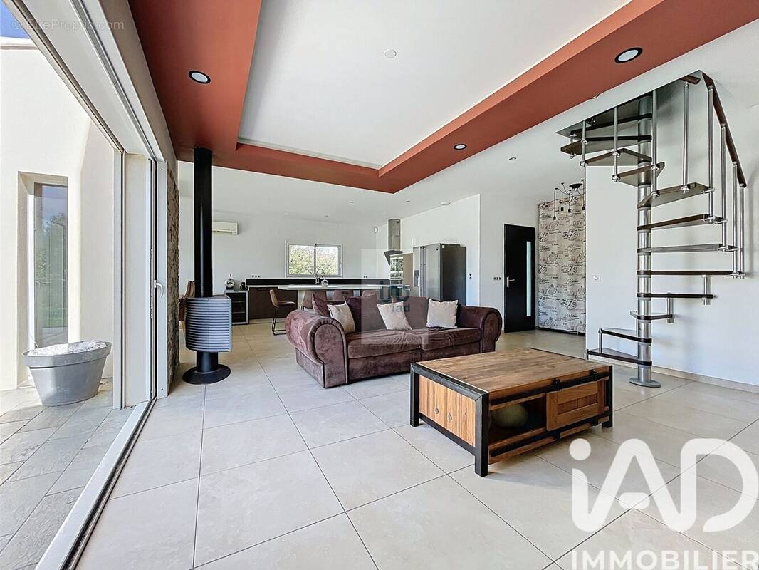 Photo 1 - Maison à ROCHEFORT-DU-GARD