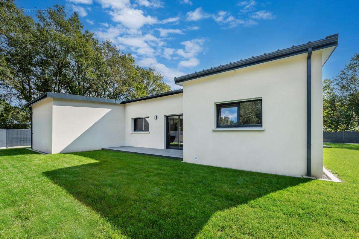 Maison plain-pied 138 M2 proche du centre de Férel - photo 15
