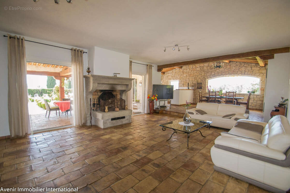 Maison à BIOT