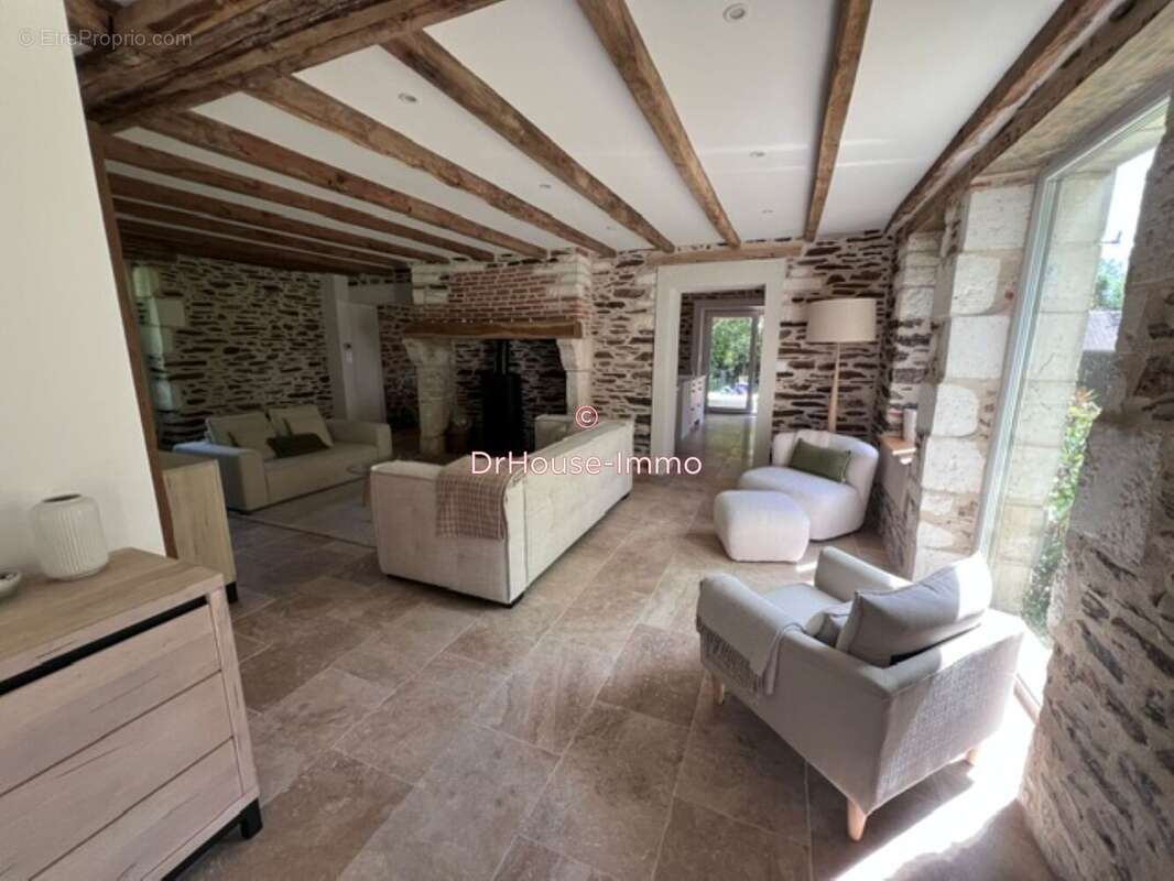 Maison à SAINT-JORY-DE-CHALAIS