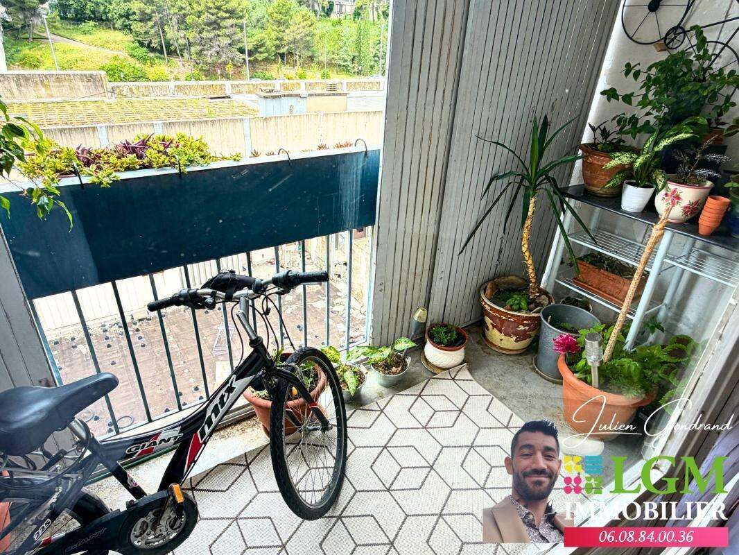 Appartement à NIMES