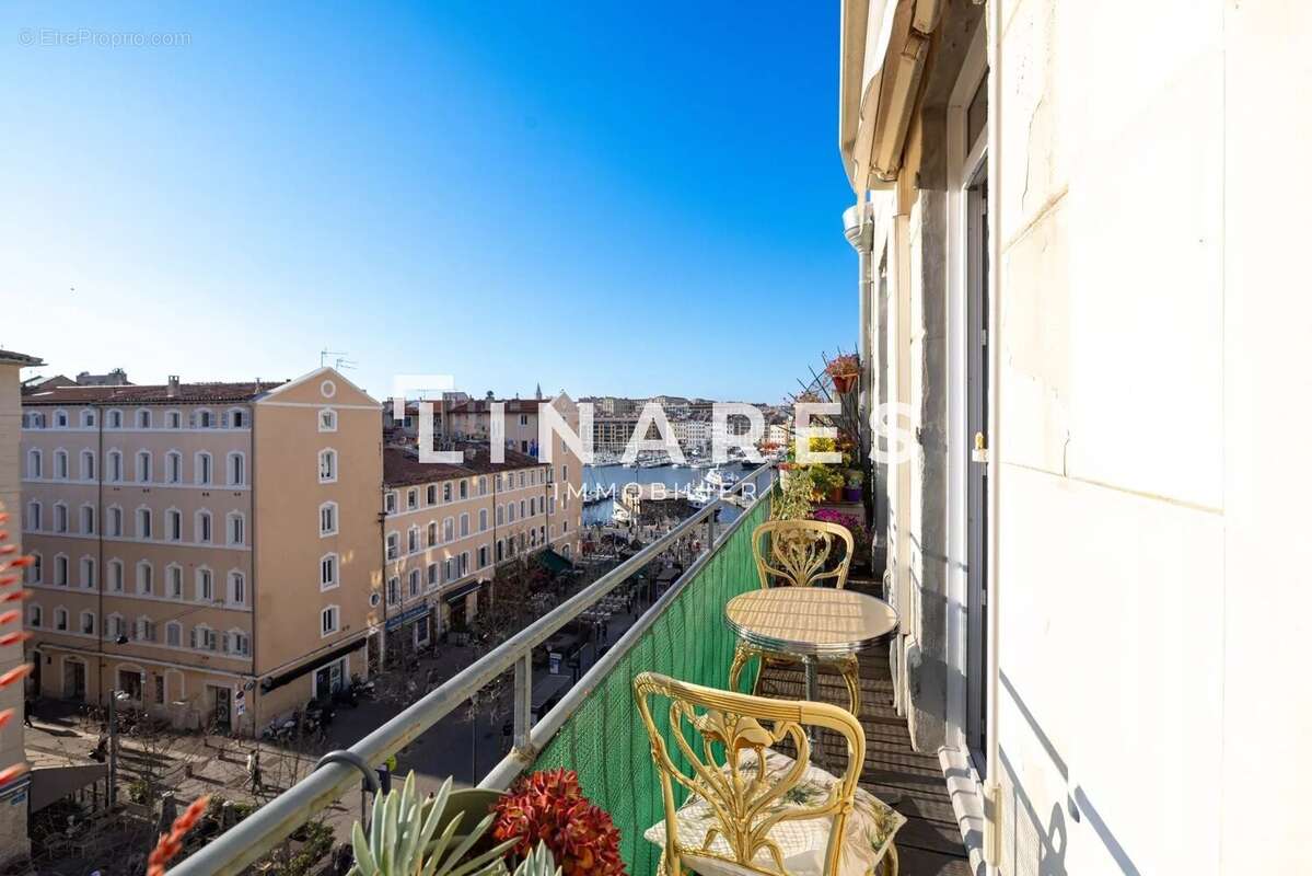 Appartement à MARSEILLE-1E