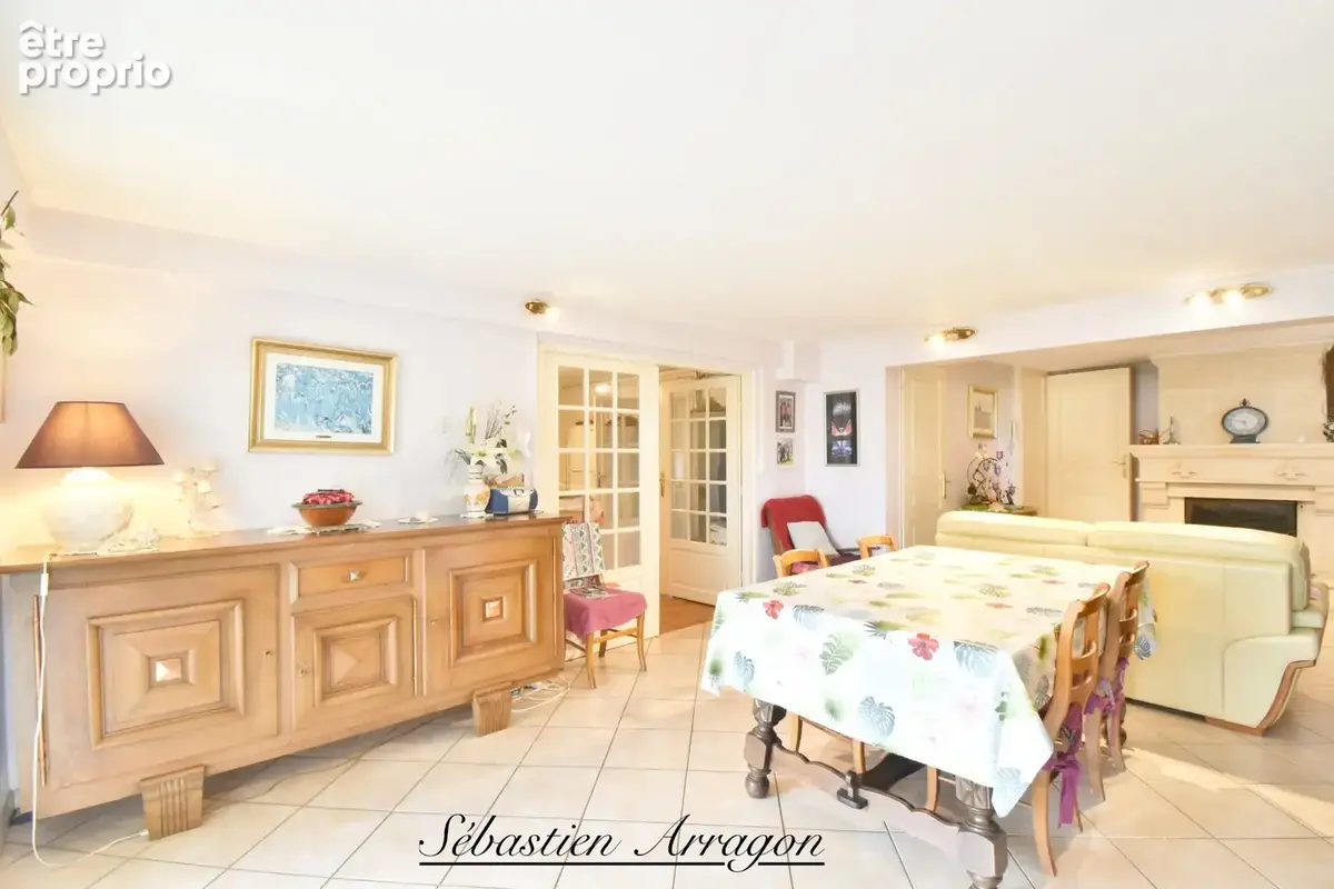 DAUSSE (47) - Maison familiale avec deux logements indépendants et plus de 5 700 m² de terrain - photo 16