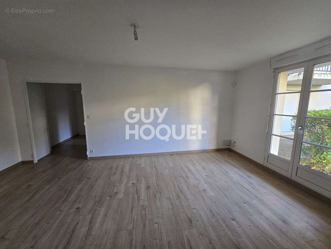 Appartement à MILLY-LA-FORET