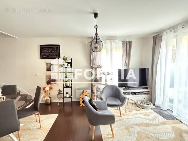 Appartement à BUSSY-SAINT-GEORGES