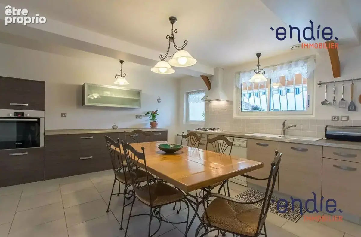 Maison 5 pièces 104 m² à vendre à Hagetmau (40700) - photo 5