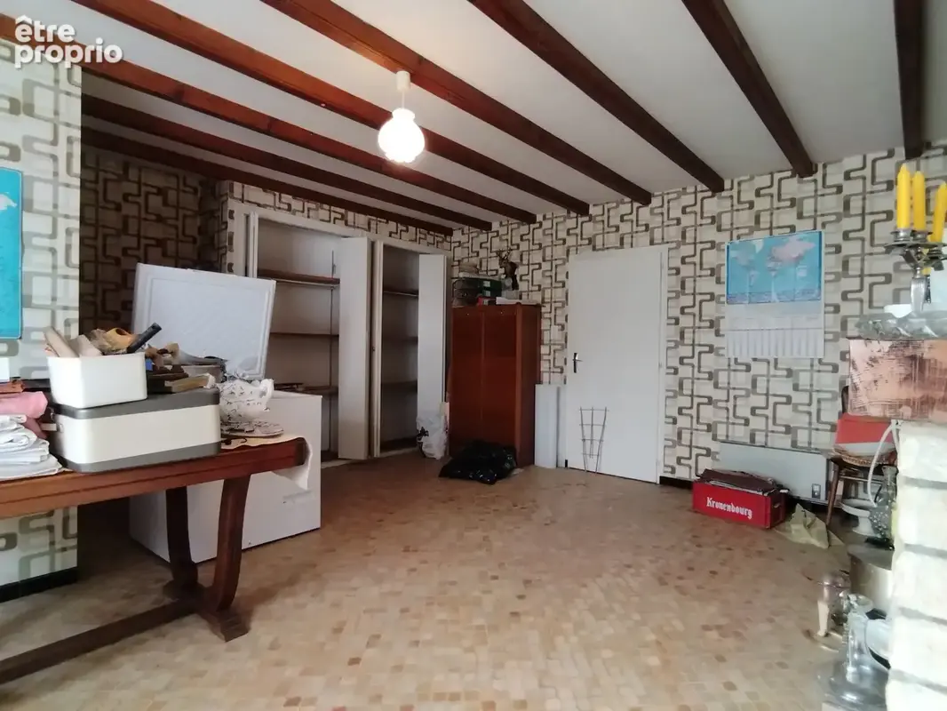 Maison familiale avec dépendances et terrain - photo 8