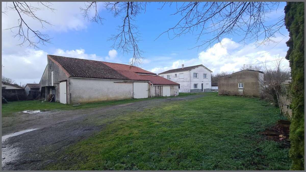 5/6 chambres, jardin clos. Dépendances en options - photo 16