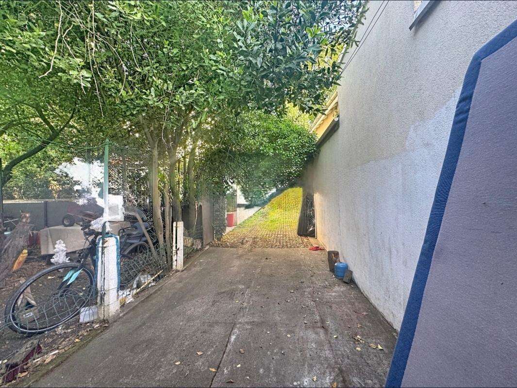 Maison à vendre 4 pièces 70m2 terrain 128m2 CRETEIL (94) - photo 2