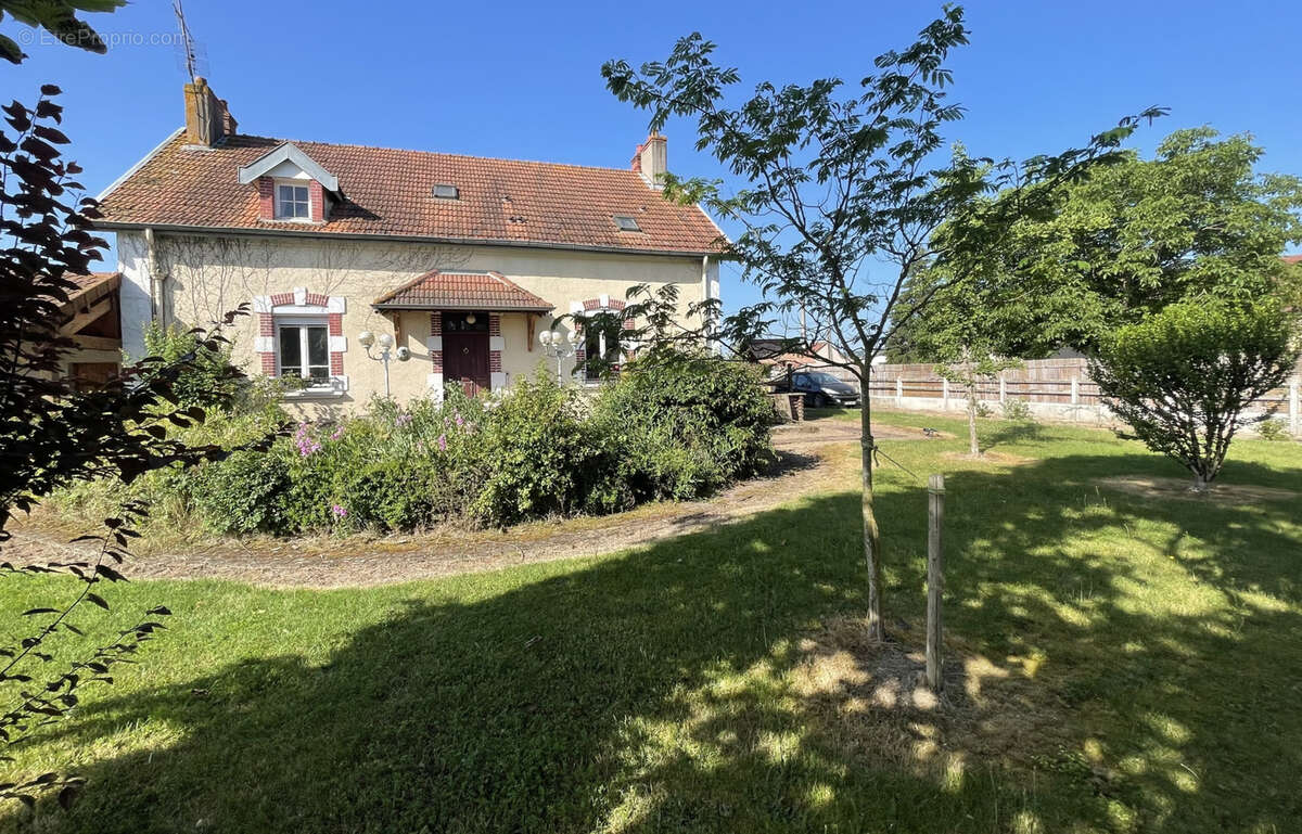 Maison à DIGOIN