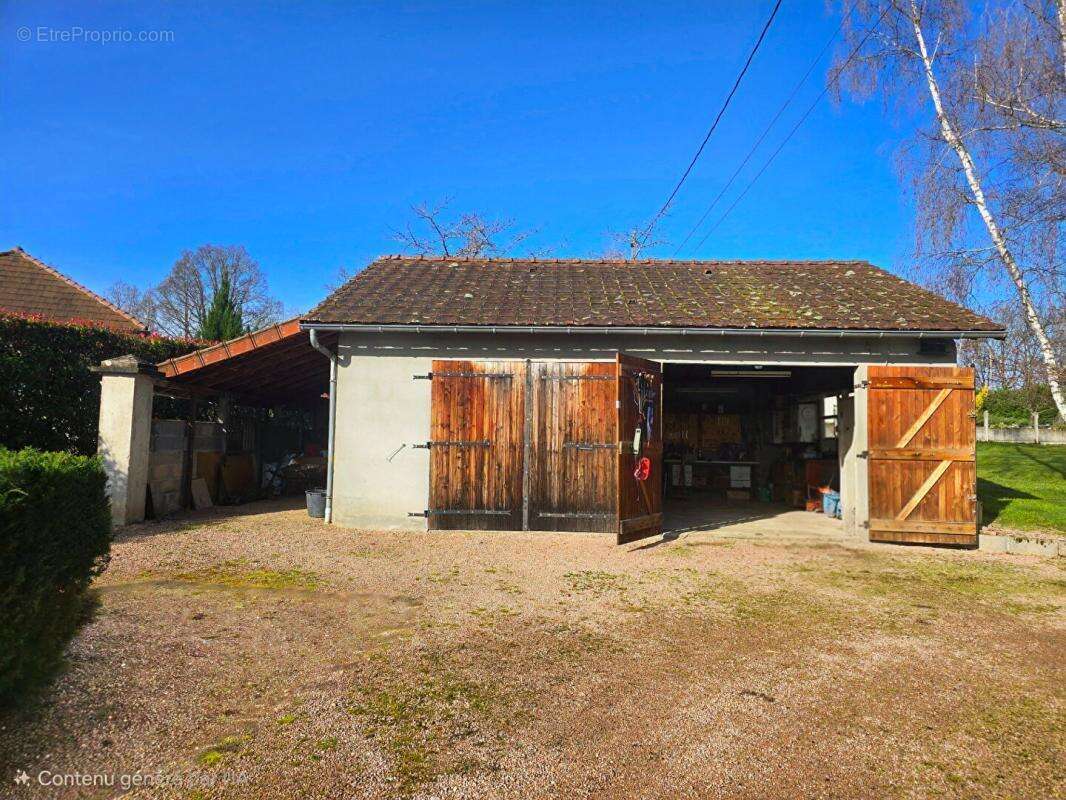 Maison à SAINT-POURCAIN-SUR-SIOULE
