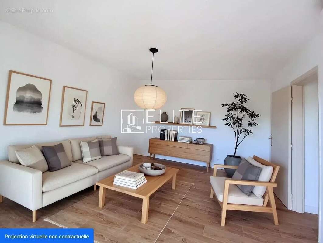 Appartement à MANDELIEU-LA-NAPOULE