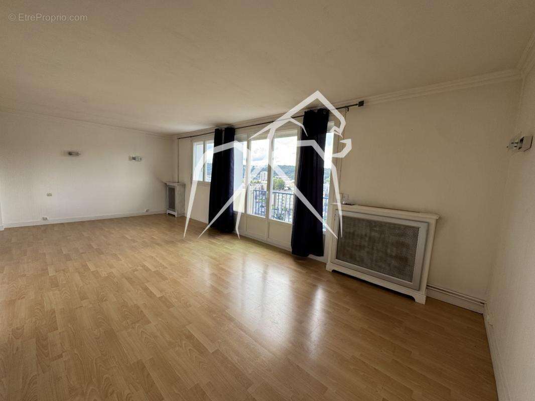 Appartement à NOTRE-DAME-DE-BONDEVILLE