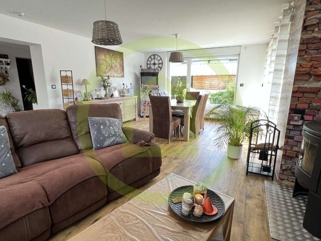 Maison à ESCAUDOEUVRES