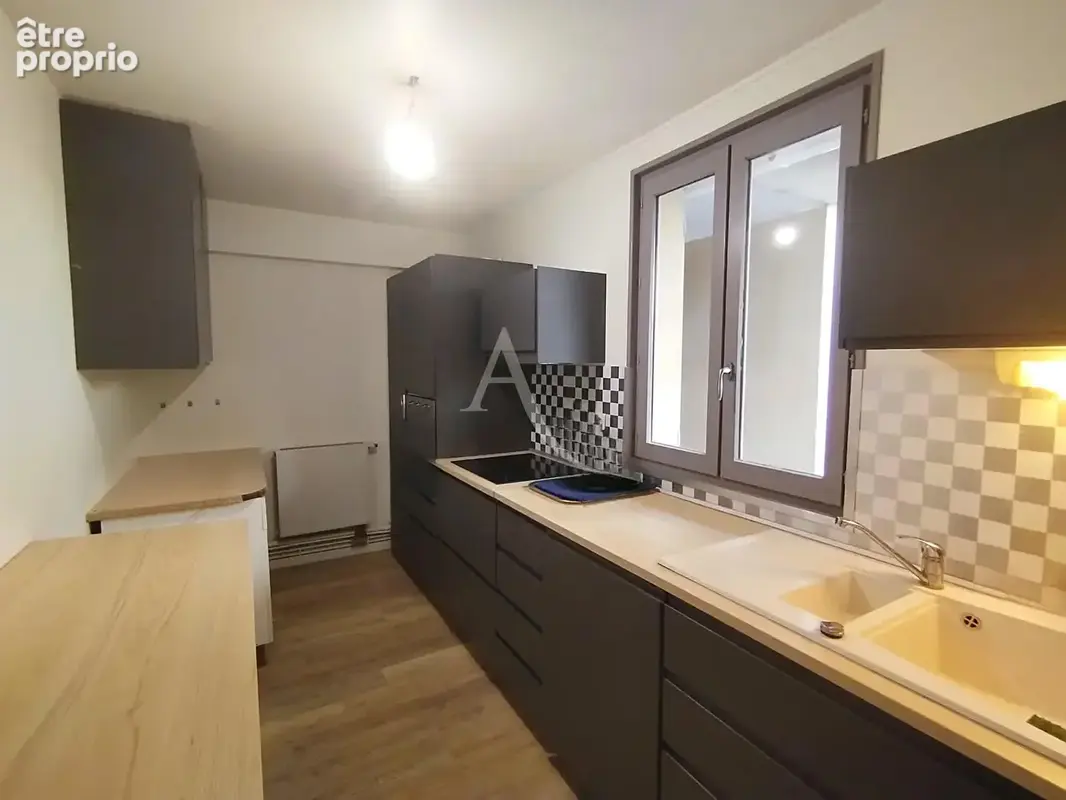 Appartement à SAINTES