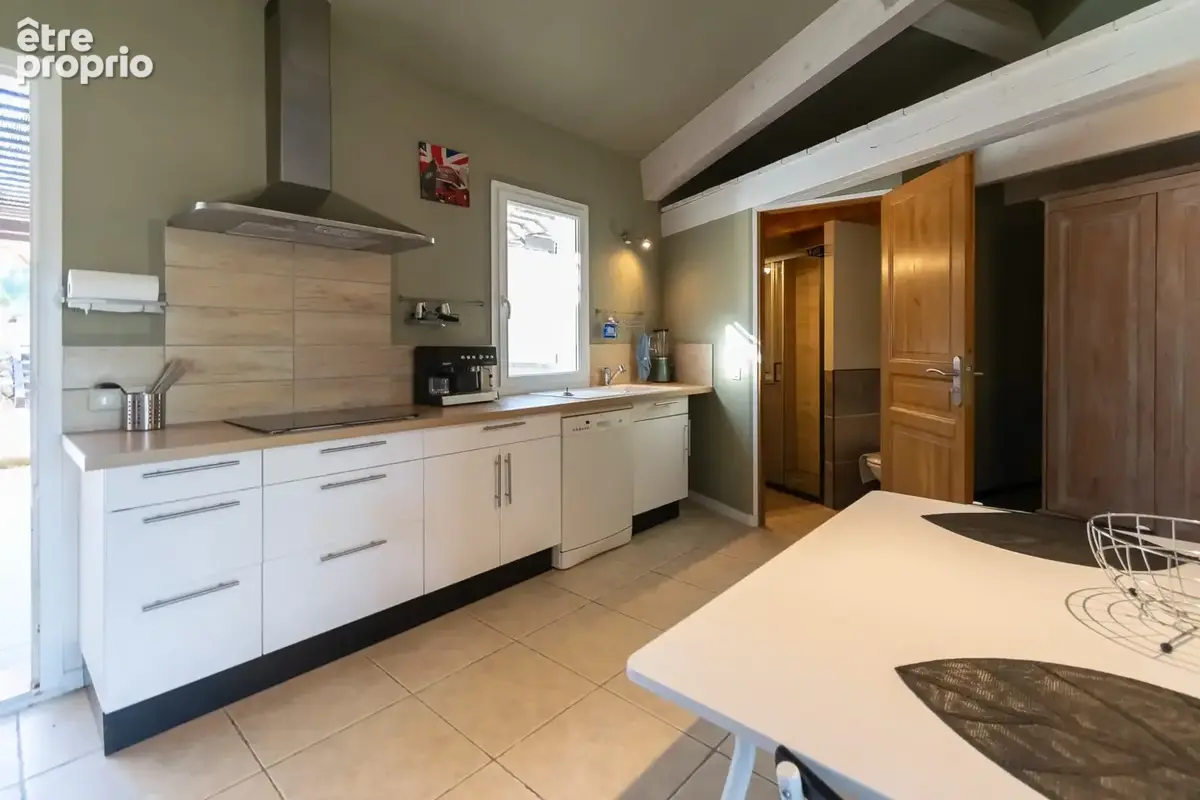 Maison familiale avec studio indépendant, piscine et grand terrain - photo 30