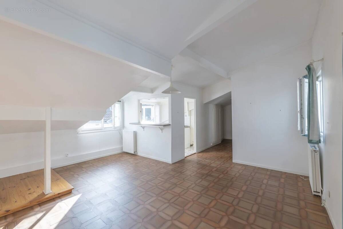 Appartement à CHAVILLE