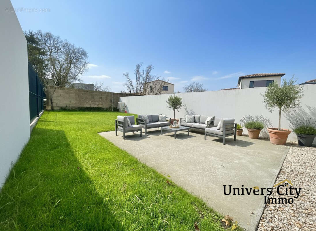 Maison à LES SORINIERES