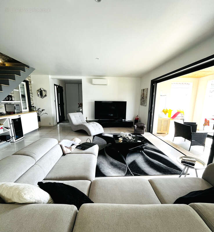 Propriété  5 chambres -  Proche Calvi - photo 6