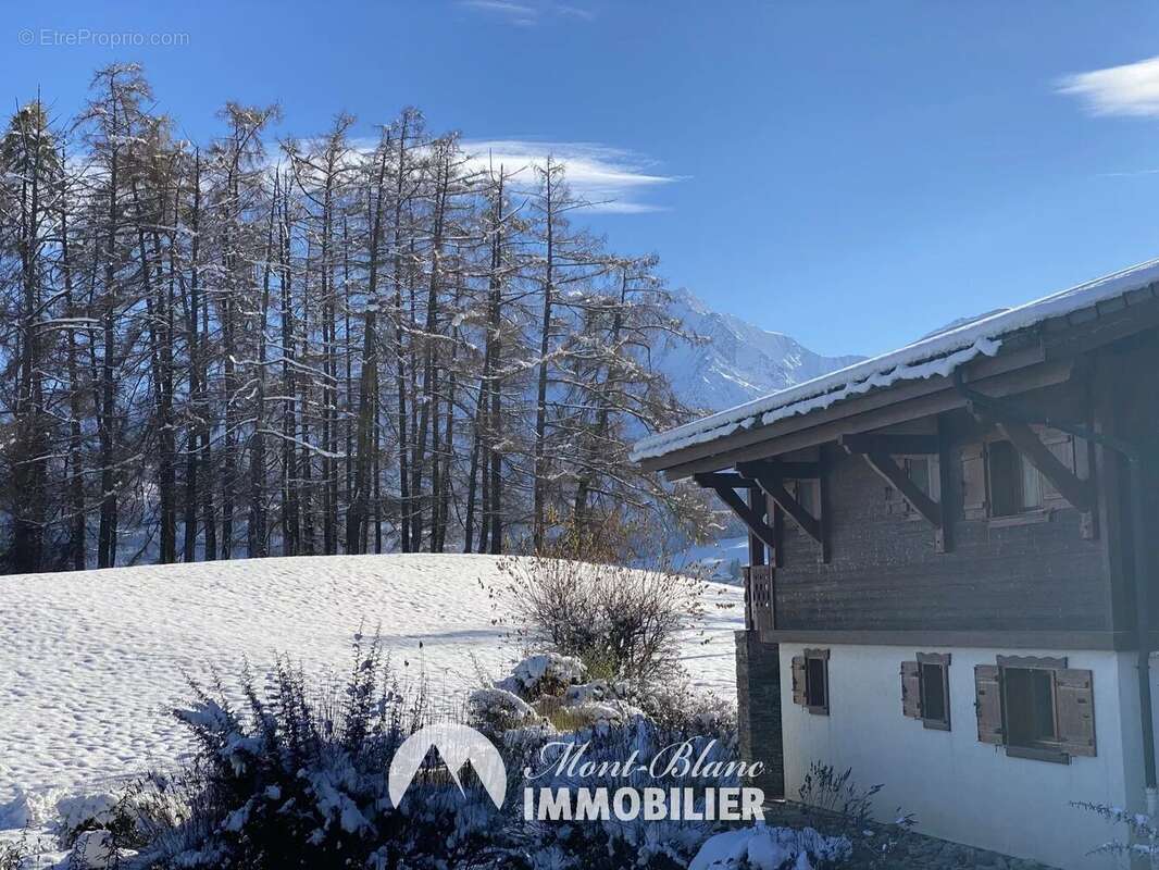 Appartement à COMBLOUX