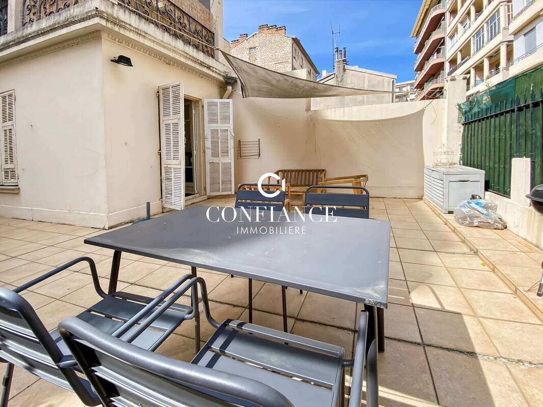 Appartement à NICE