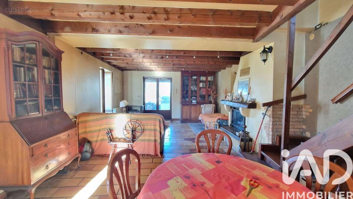 Photo 5 - Maison à CHAMP-SUR-DRAC