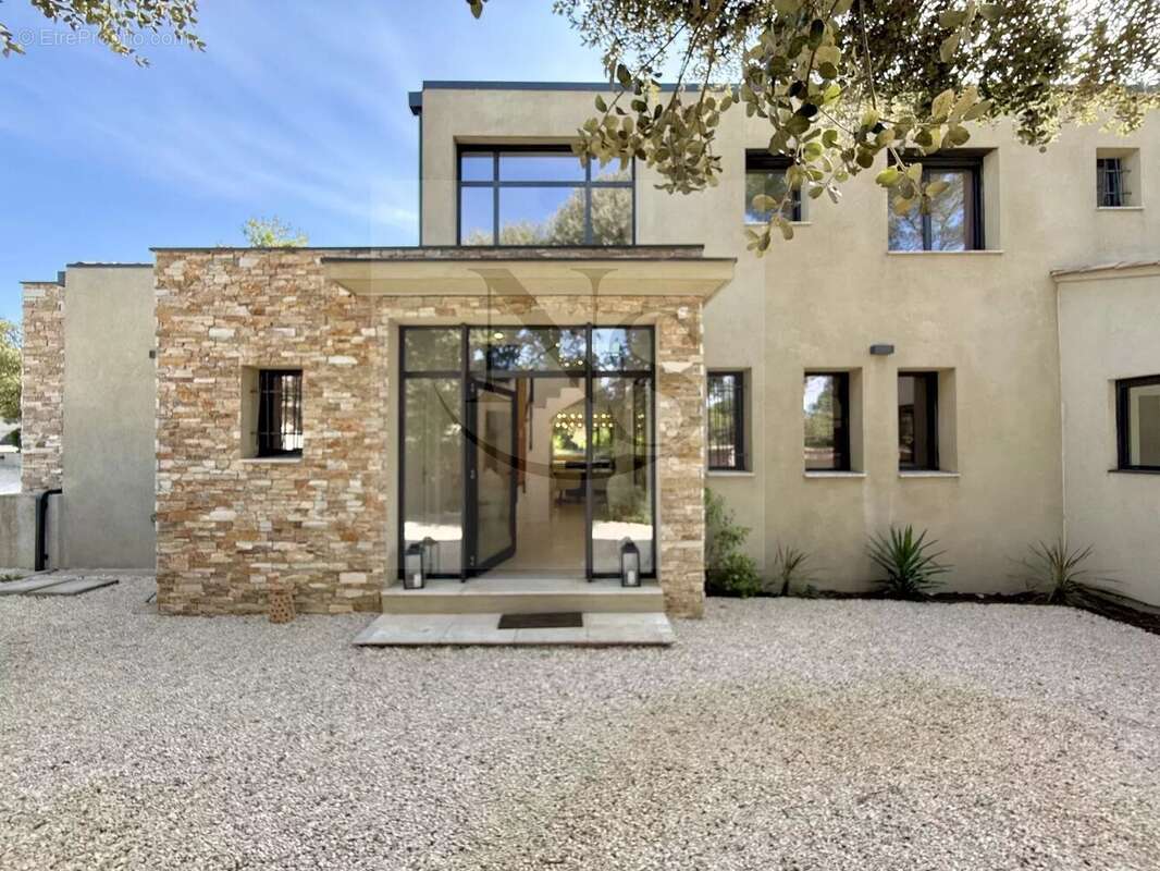 Maison à AIX-EN-PROVENCE