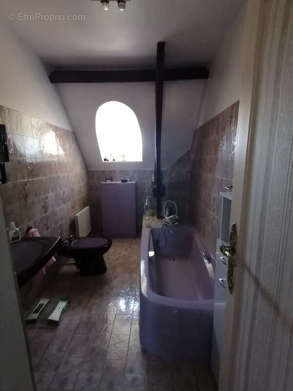 Maison à CERNAY-LA-VILLE