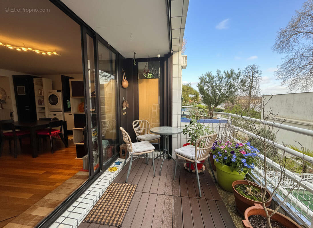 Appartement à ENGHIEN-LES-BAINS