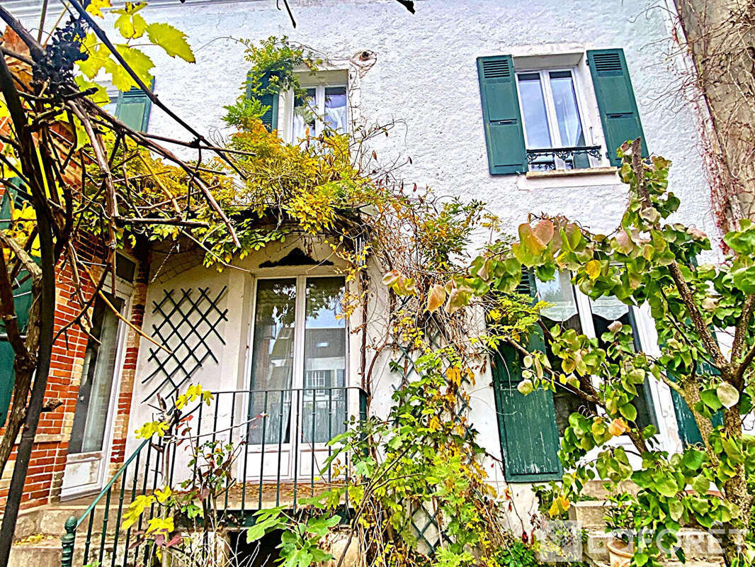 Maison à FONTAINEBLEAU