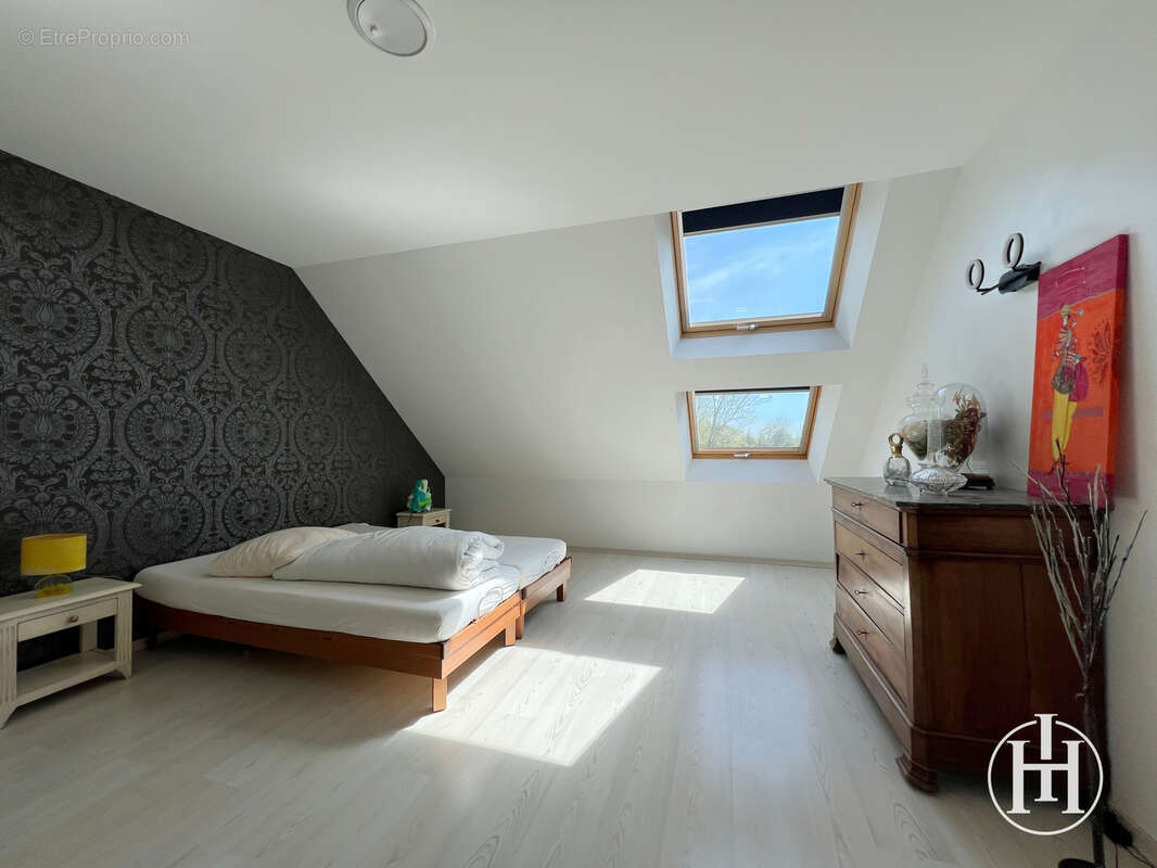 Maison à CHARENTON-DU-CHER