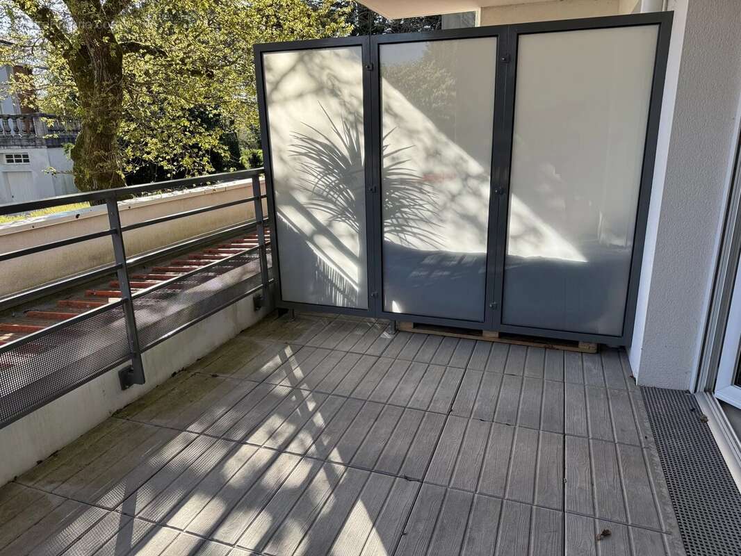 Appartement à LES SORINIERES