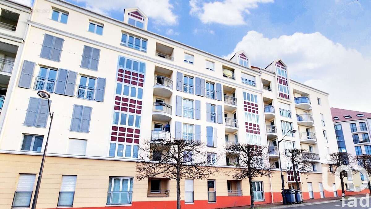 Appartement 66 m² à Rueil-Malmaison  - photo 8