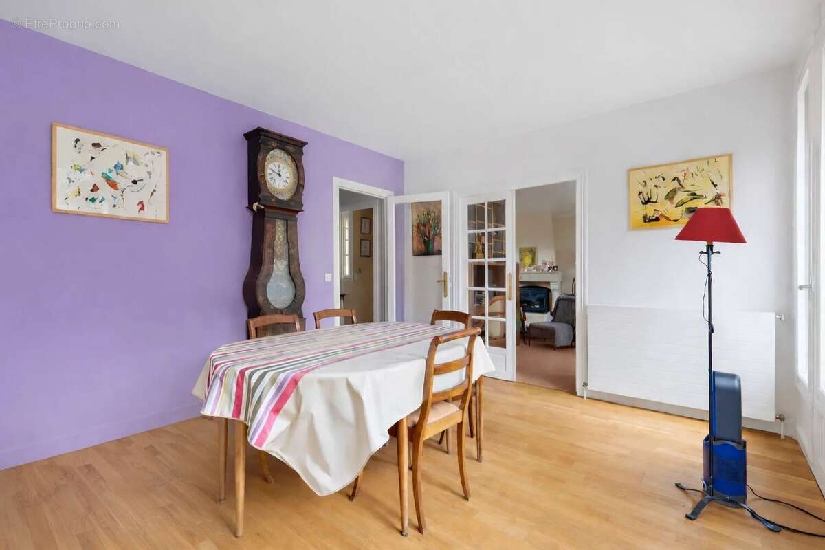 Maison à VAUCRESSON