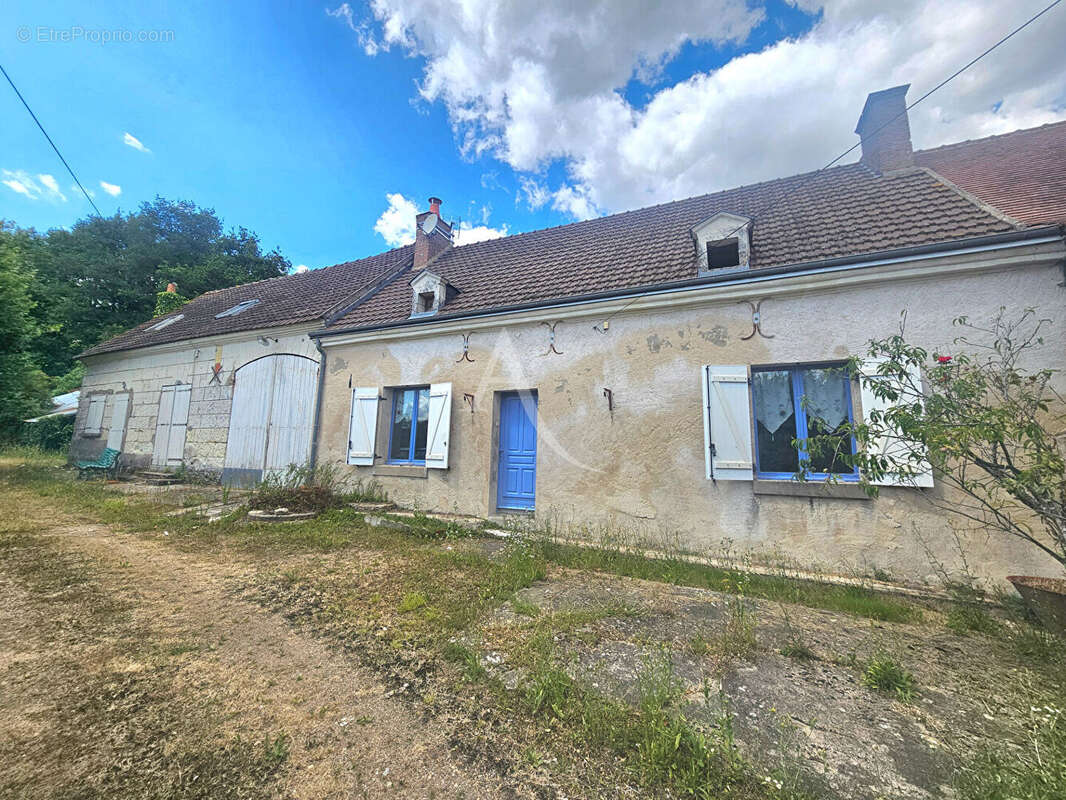 Maison à MONTRICHARD