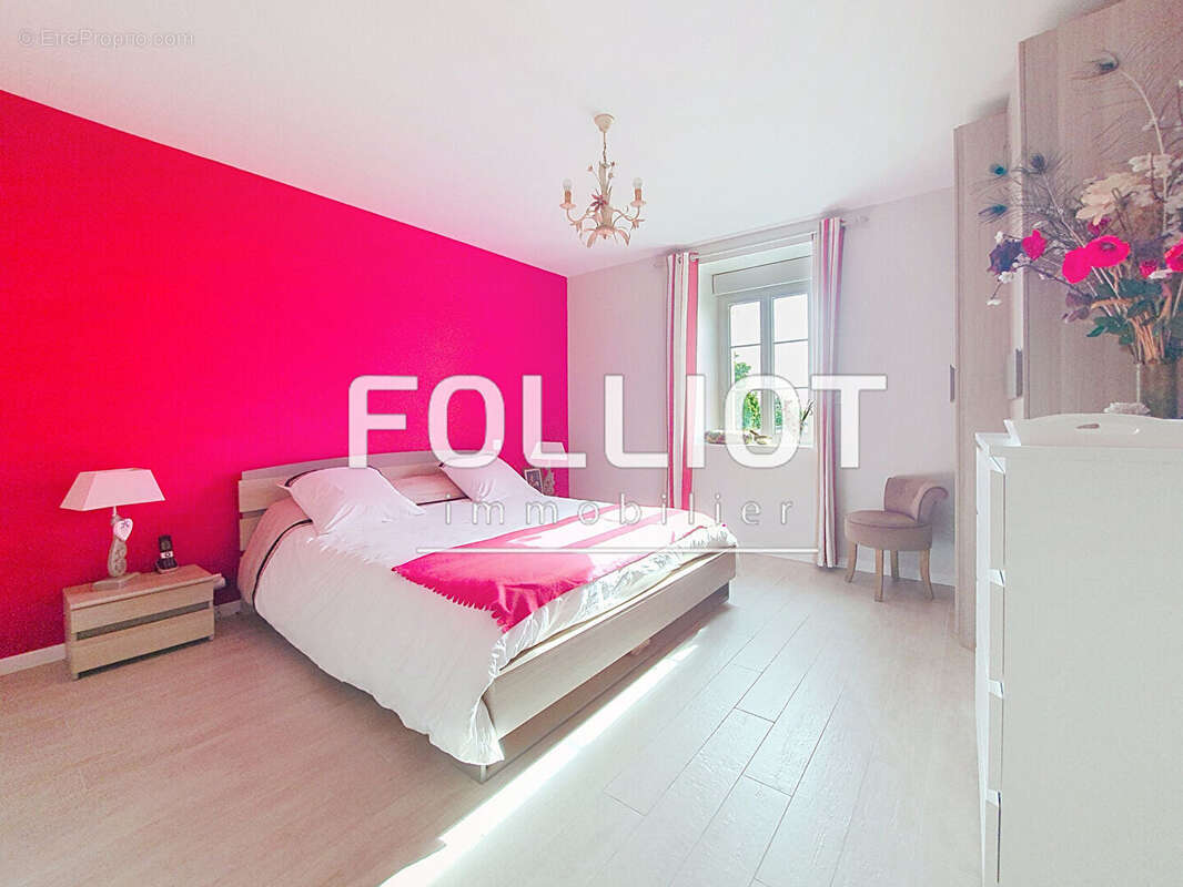 Maison à TROIS-MONTS