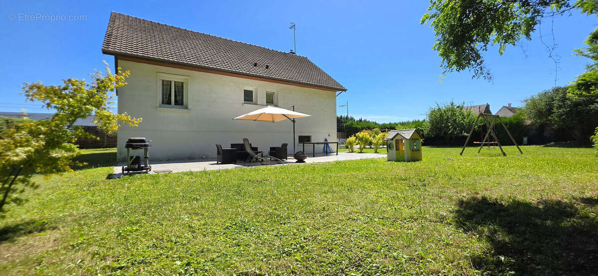 Maison à THOUROTTE